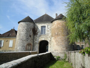 Ervy-le-chatel-300x225-1
